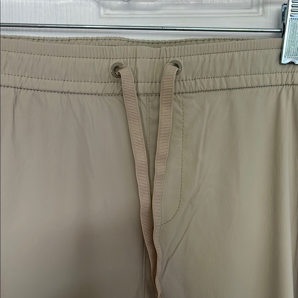 Eddie Bauer Tan Elastic Waist Shorts
